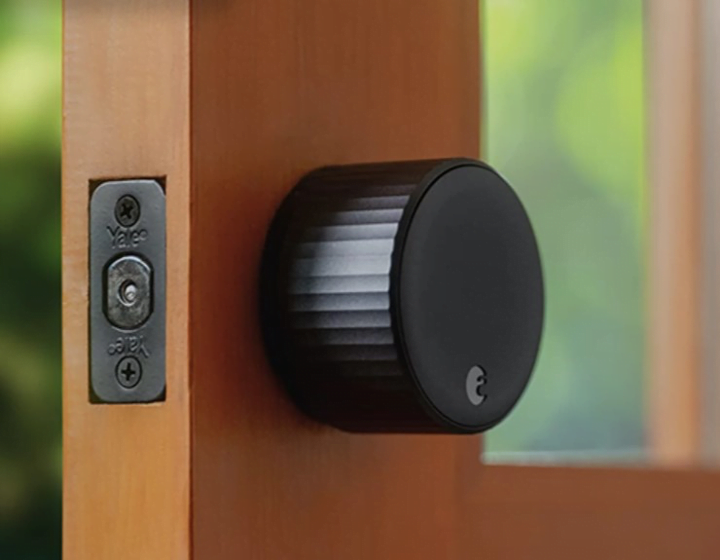 August Smart Lock Pro in Black for luxury homes in Ottawa